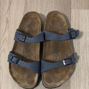 Birkenstock Men's Gray Sandals